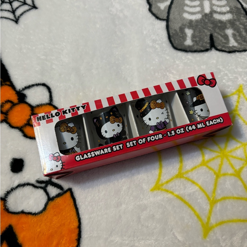 Hello Kitty Halloween Shot Glasses